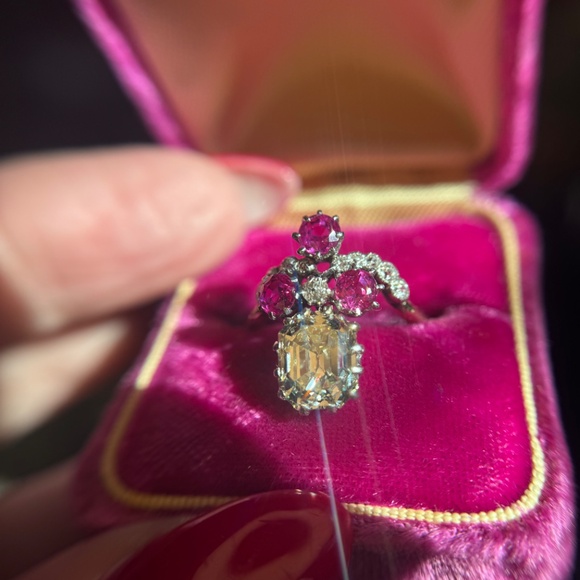 4.22 ctw Belle Époque Antique Emerald Cut Diamond Engagement Ring - Picture 9 of 13